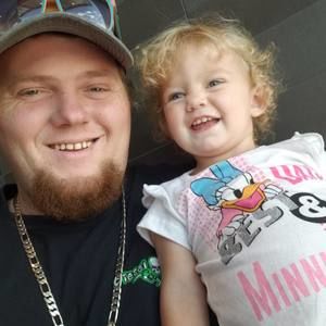 Meet your Posher, Damiend